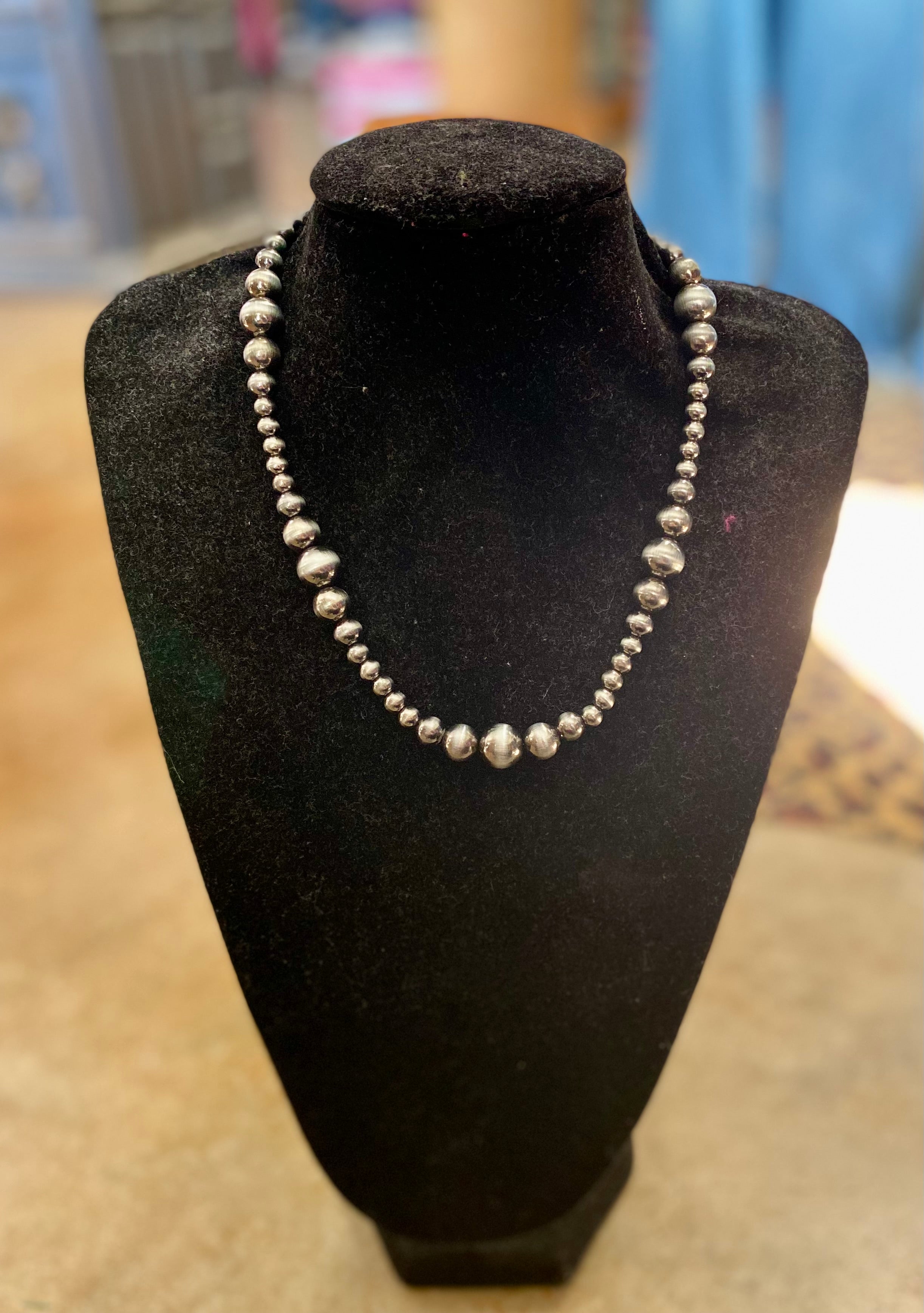 Faux Graduated Navajo Pearls